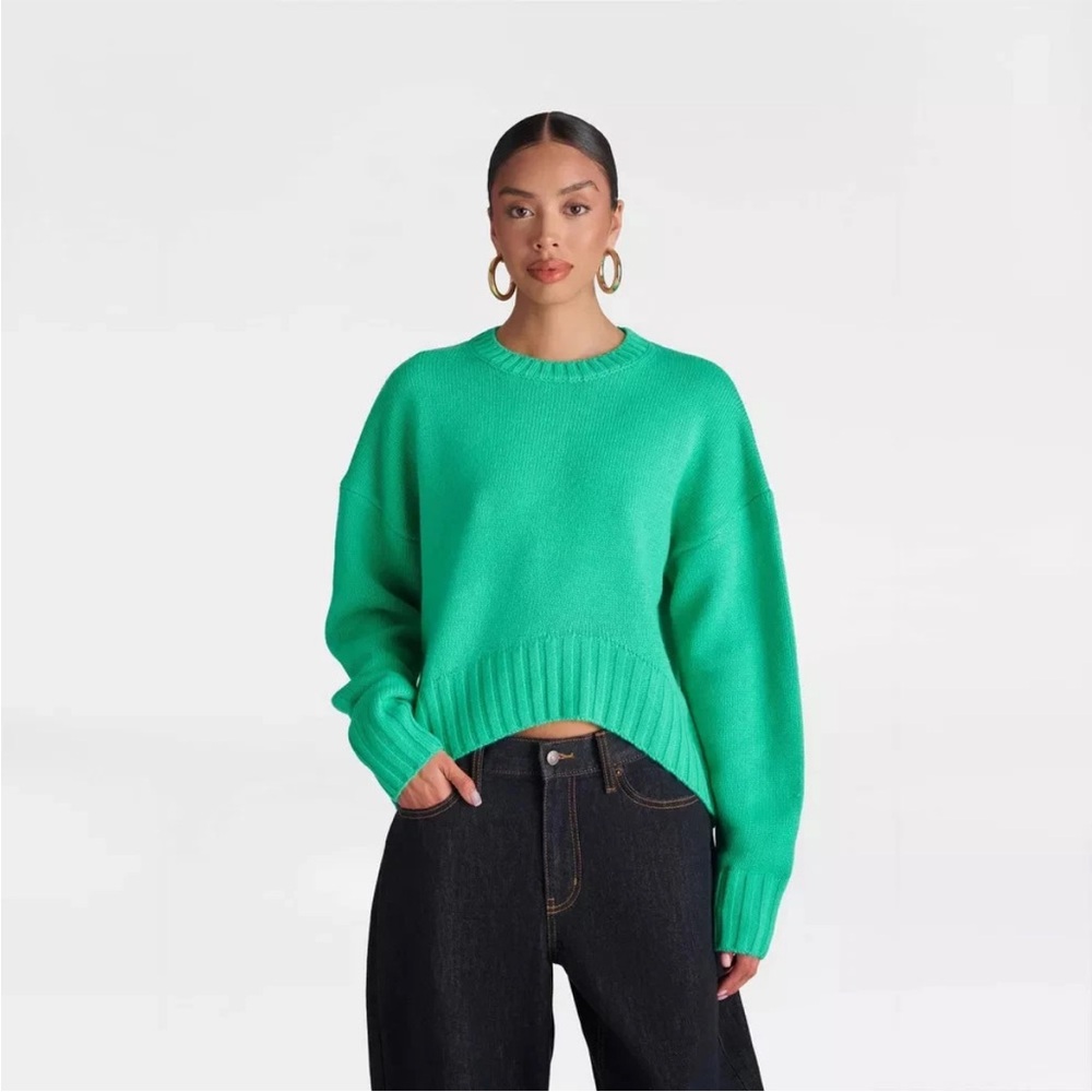 KBB by KAHLANA Women's 'The Asymmetric Sweater' Vibrant Green Crew Neck Sweater